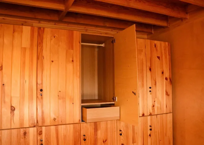 Ananda Al Хостел